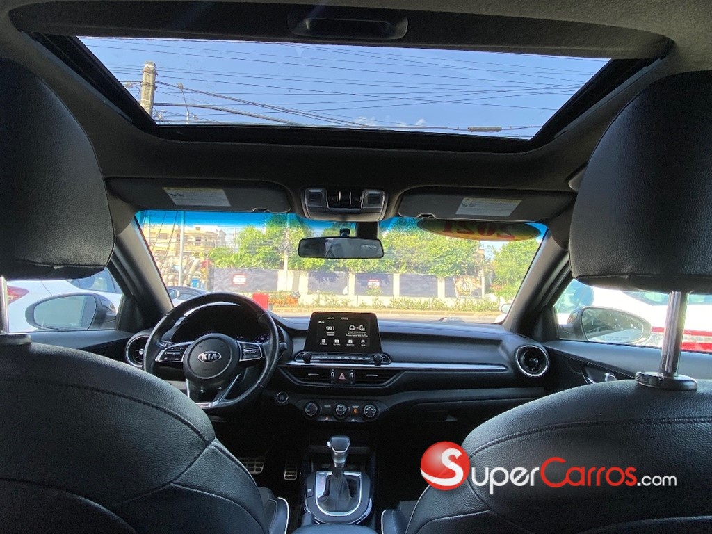 2021 Kia Forte GT Line — foto 9 / 10