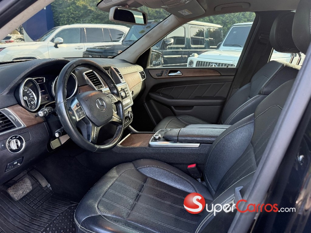 2015 Mercedes-Benz Clase GL 550 — foto 3 / 7