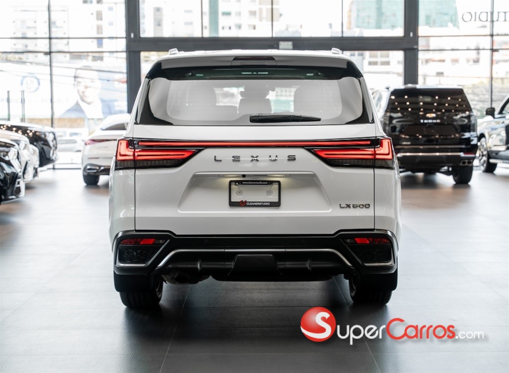 2024 Lexus LX 600 Sport — foto 9 / 11
