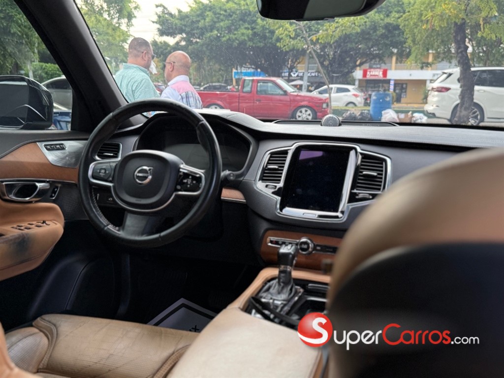 2018 Volvo XC90 Inscription T6 — foto 11 / 12