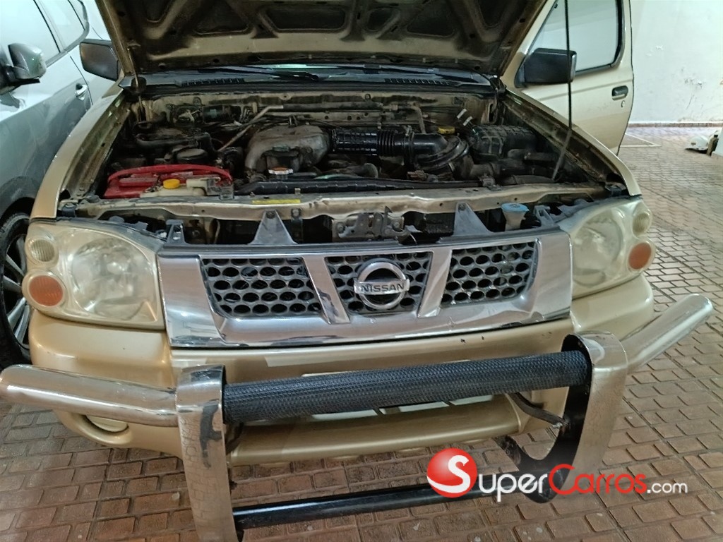 2006 Nissan Frontier — foto 6 / 7