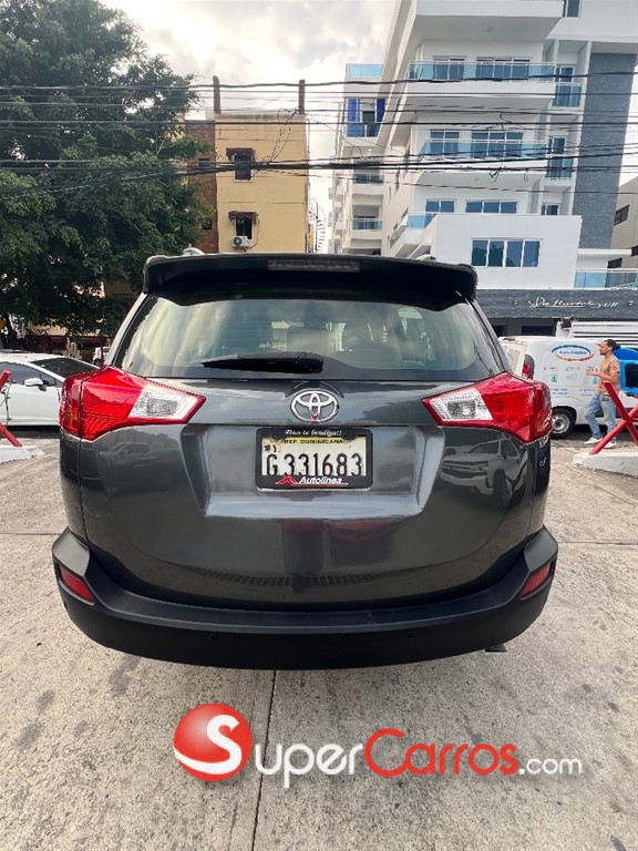 2015 Toyota RAV4 LE — foto 6 / 12