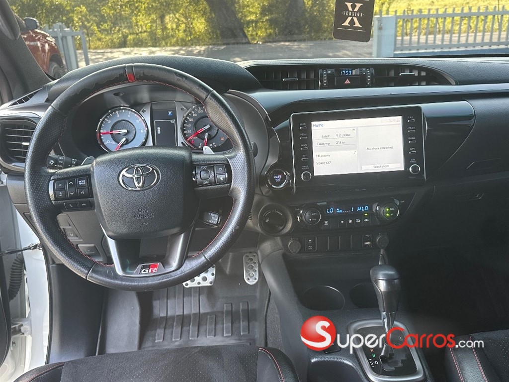 2023 Toyota Hilux GR Sport — foto 11 / 11