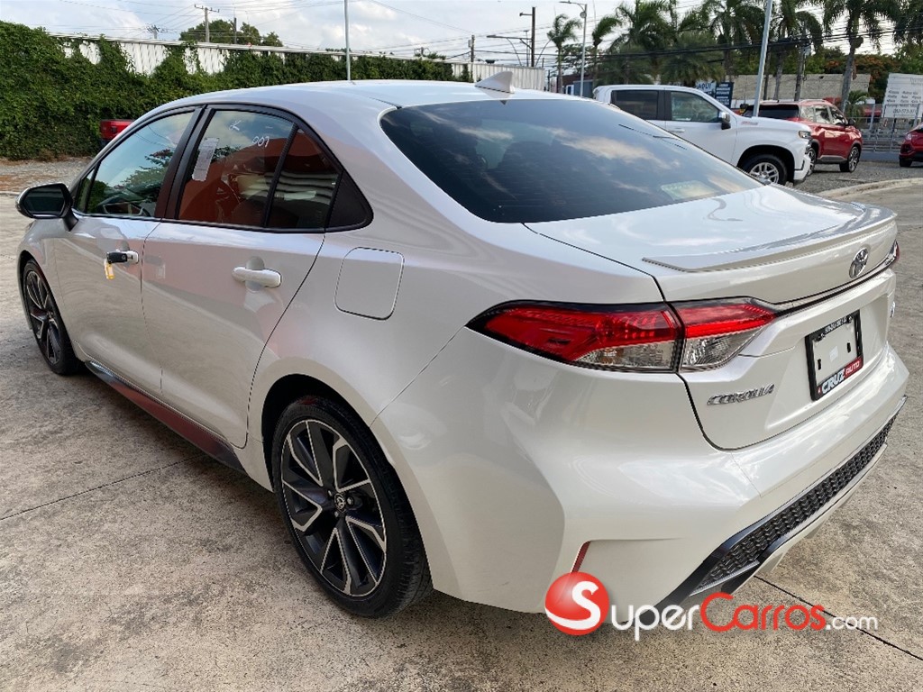 2020 Toyota Corolla SE — foto 3 / 12