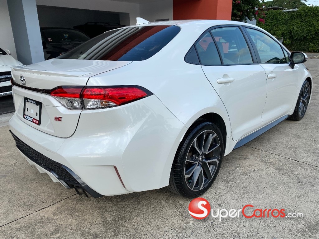 2020 Toyota Corolla SE — foto 7 / 12