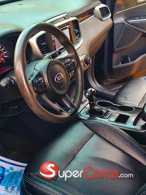 2016 Kia Sorento EX — foto 10 / 12
