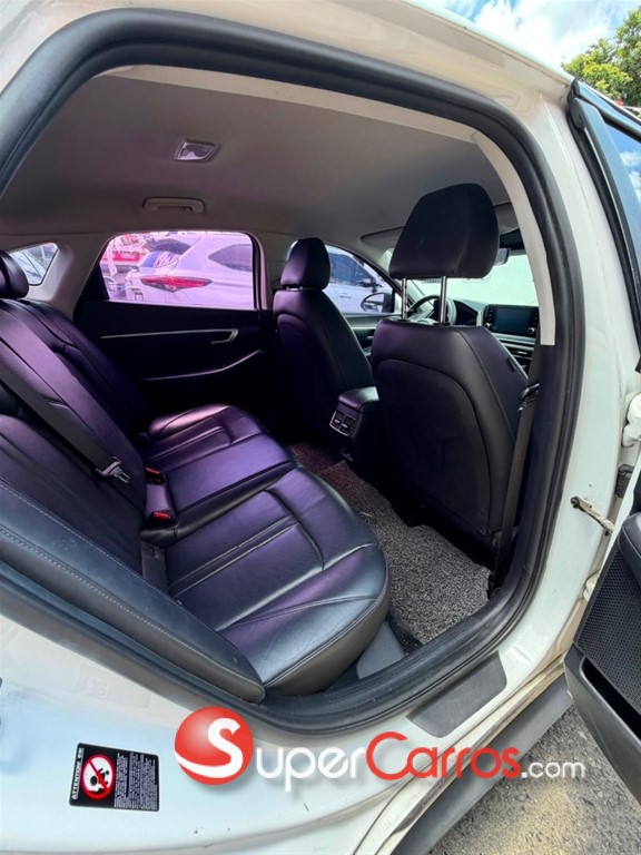 2020 Hyundai Sonata DN8 — foto 8 / 11