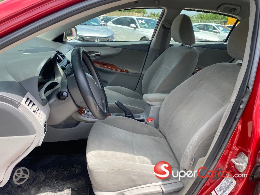 2009 Toyota Corolla LE — foto 8 / 11