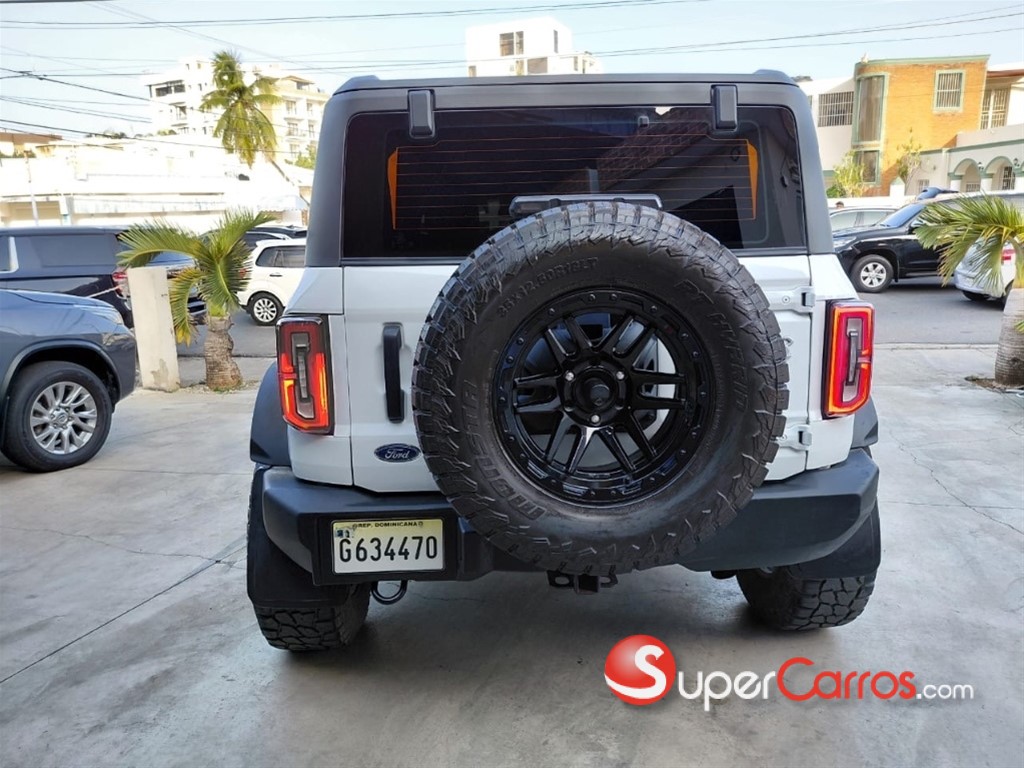 2022 Ford Bronco Outer Banks — foto 3 / 6