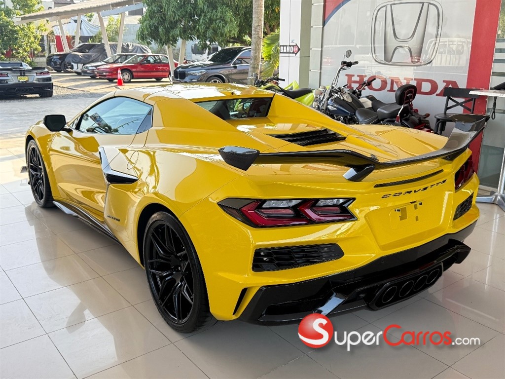 2025 Chevrolet Corvette Z06 — foto 6 / 12