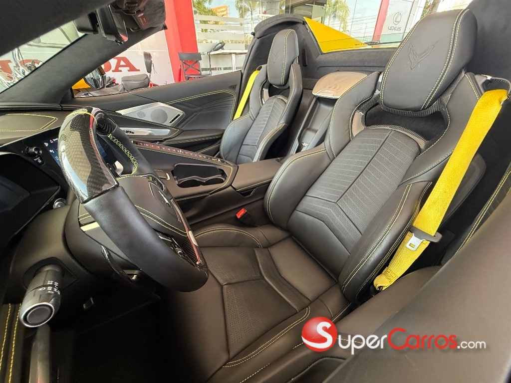 2025 Chevrolet Corvette Z06 — foto 8 / 12