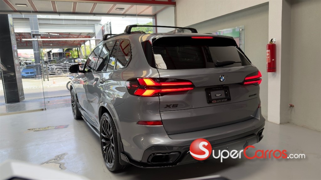 2024 BMW X 5 XDRIVE 40i M PACKAGE — foto 5 / 12