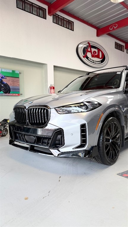 2024 BMW X 5 XDRIVE 40i M PACKAGE — foto 9 / 12