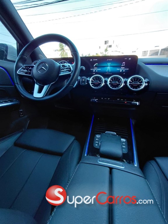 2021 Mercedes-Benz Clase GLA — foto 4 / 8