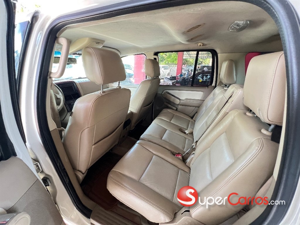 2007 Ford Explorer — foto 6 / 12