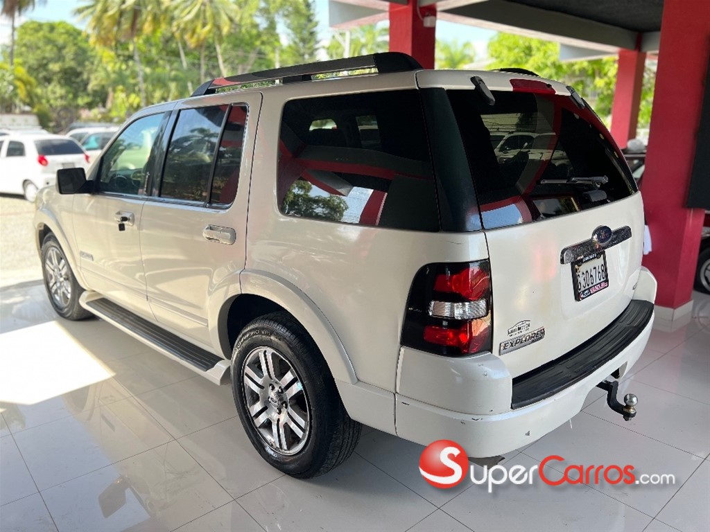 2007 Ford Explorer — foto 8 / 12