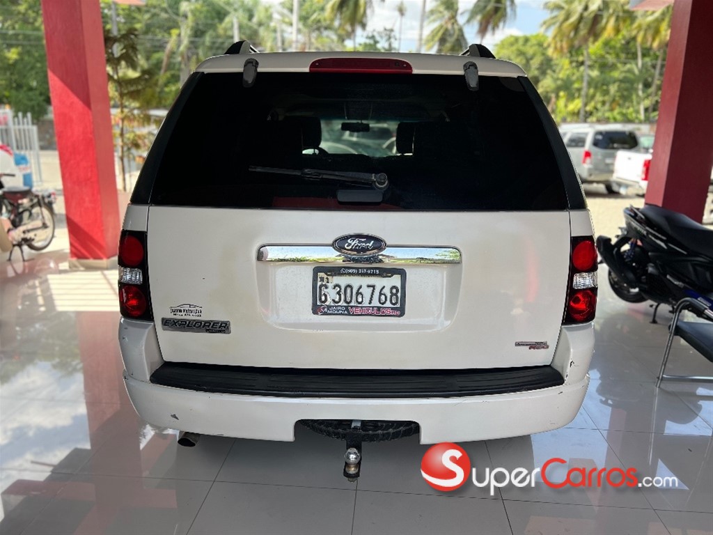 2007 Ford Explorer — foto 9 / 12