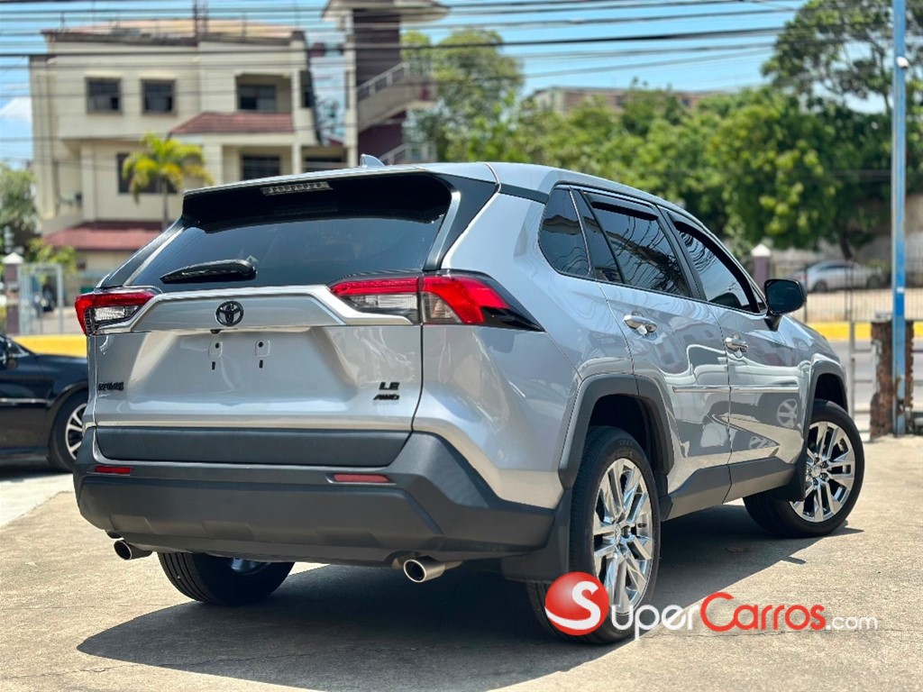 2023 Toyota RAV4 LE — foto 4 / 12