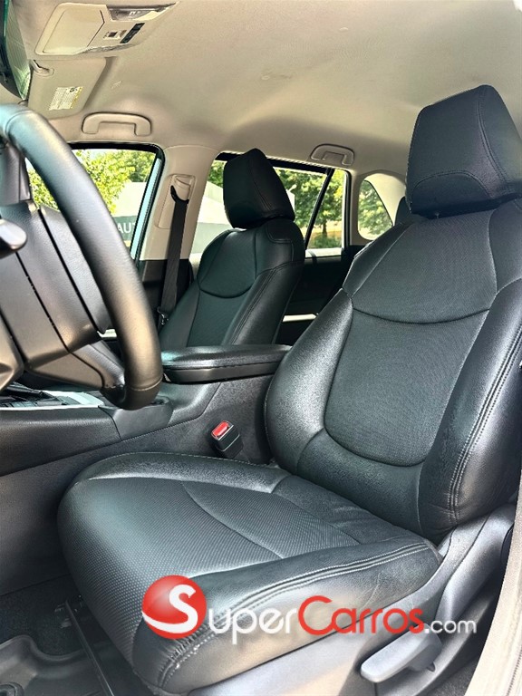 2023 Toyota RAV4 LE — foto 7 / 12