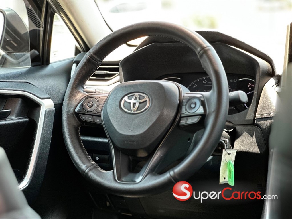 2023 Toyota RAV4 LE — foto 9 / 12