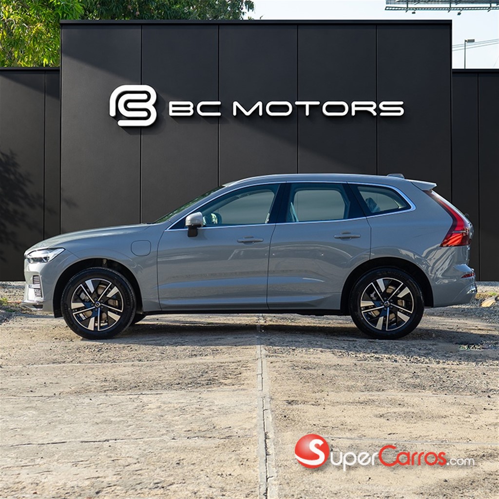 2026 Volvo XC60 T8 Core — foto 3 / 9