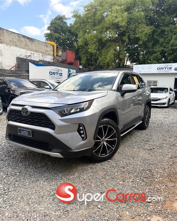 2022 Toyota RAV4 LE PLUS