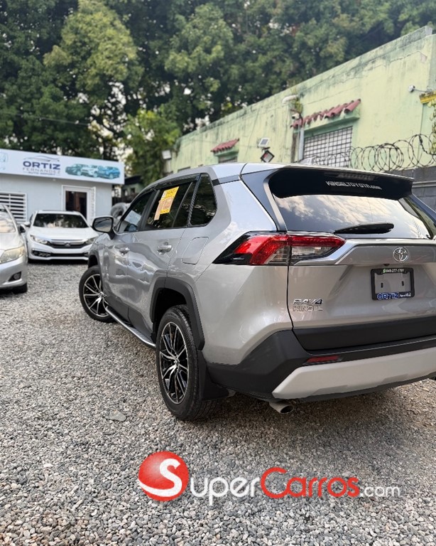 2022 Toyota RAV4 LE PLUS — foto 3 / 7
