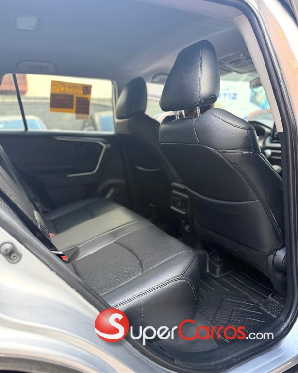 2022 Toyota RAV4 LE PLUS — foto 5 / 7