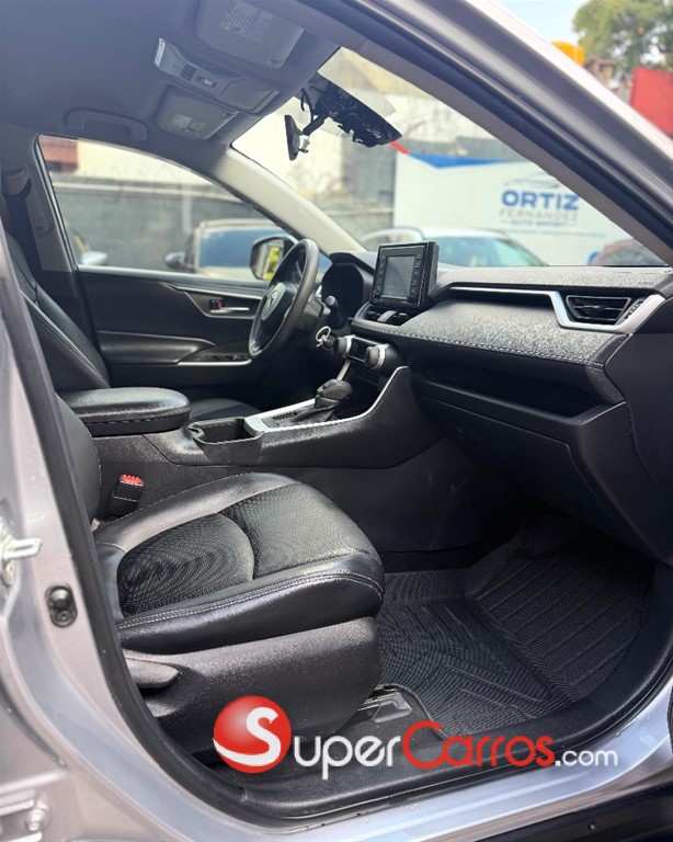 2022 Toyota RAV4 LE PLUS — foto 6 / 7