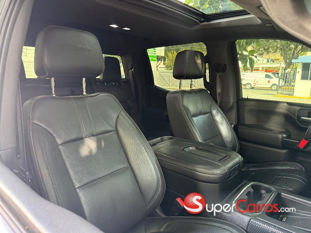 2019 Chevrolet Silverado High Country — foto 5 / 12