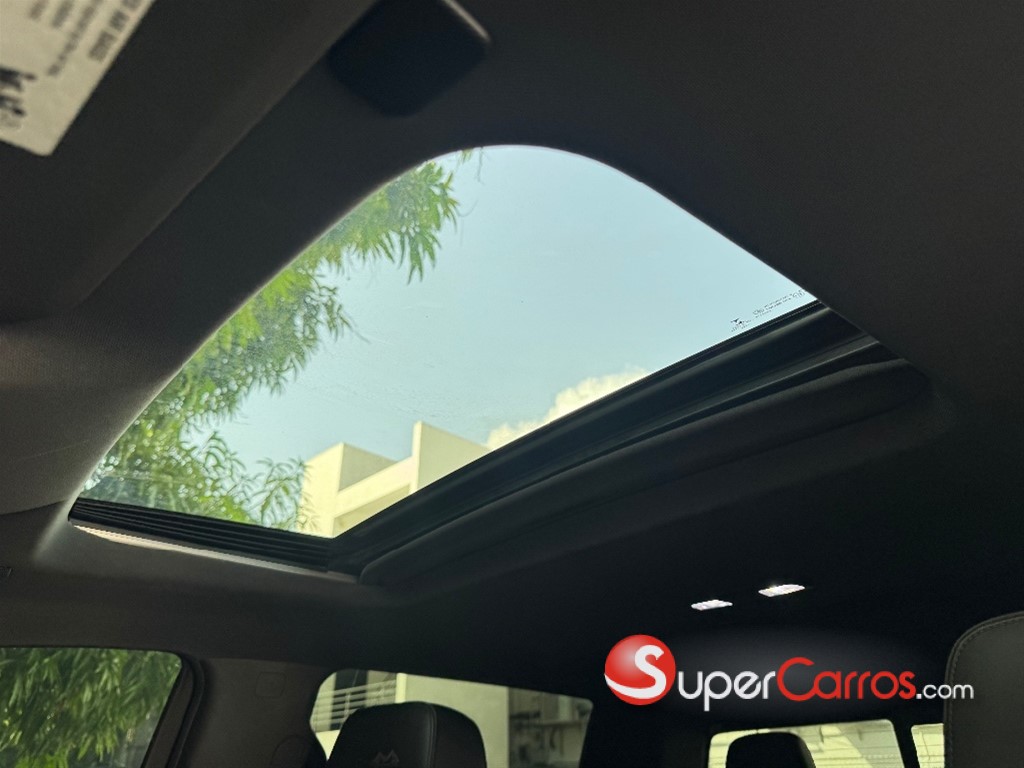 2019 Chevrolet Silverado High Country — foto 9 / 12