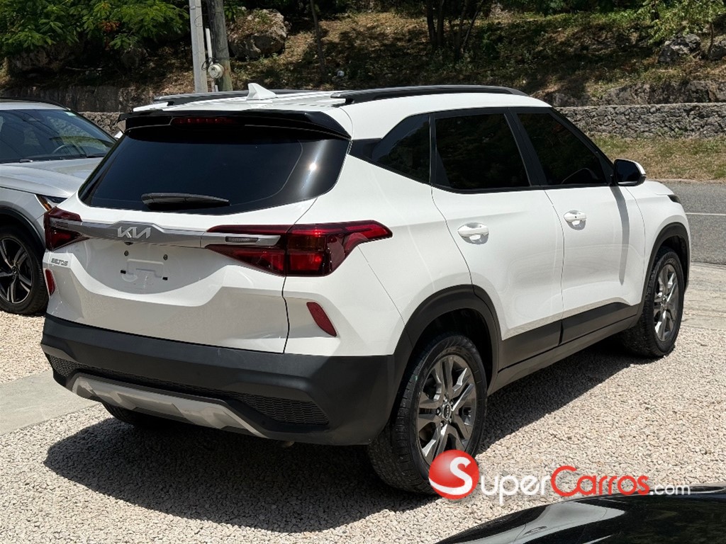 2023 Kia Seltos — foto 8 / 10