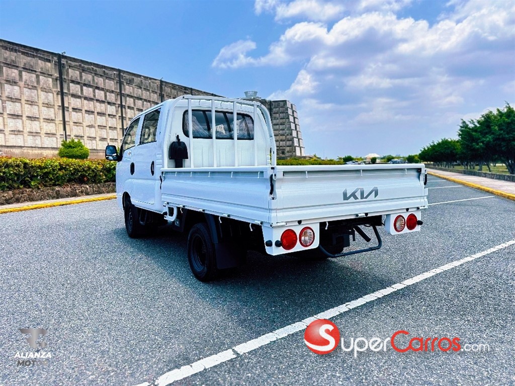 2027 Kia K-2700 — foto 6 / 12