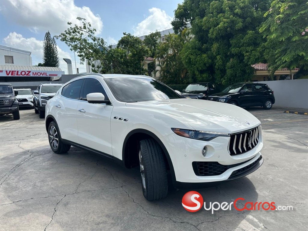 2018 Maserati Levante — foto 2 / 12
