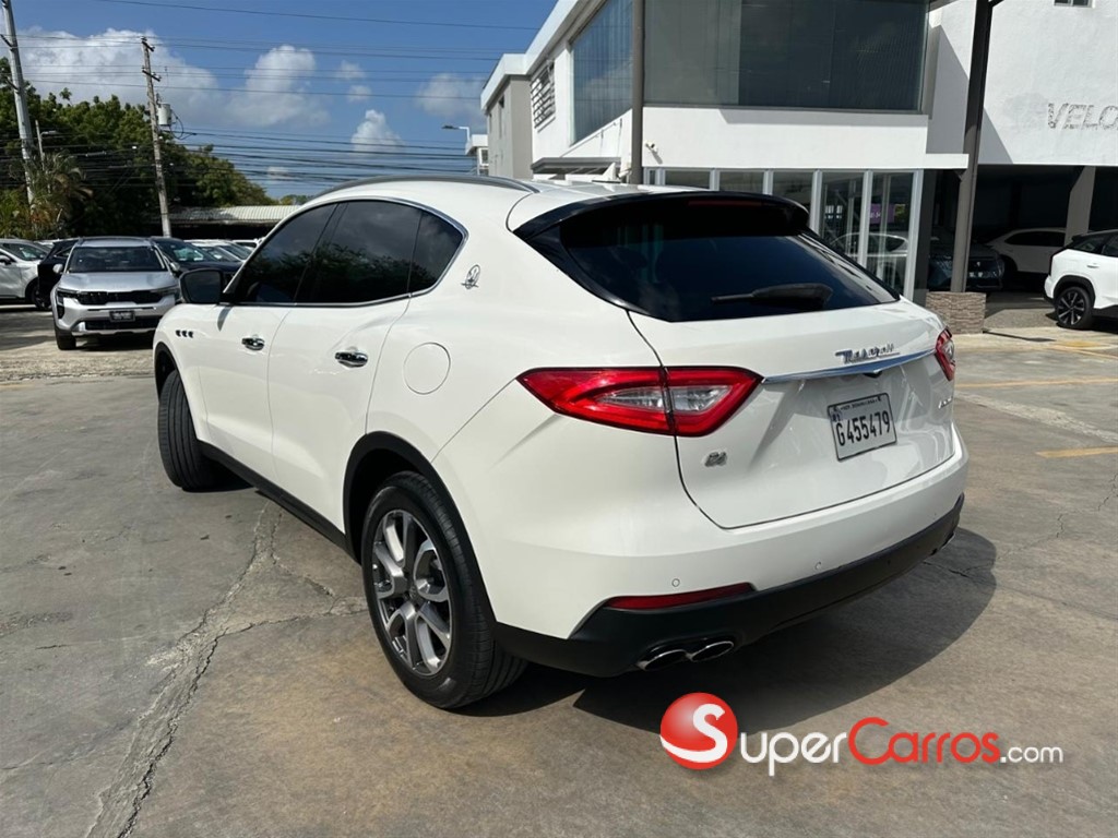 2018 Maserati Levante — foto 3 / 12