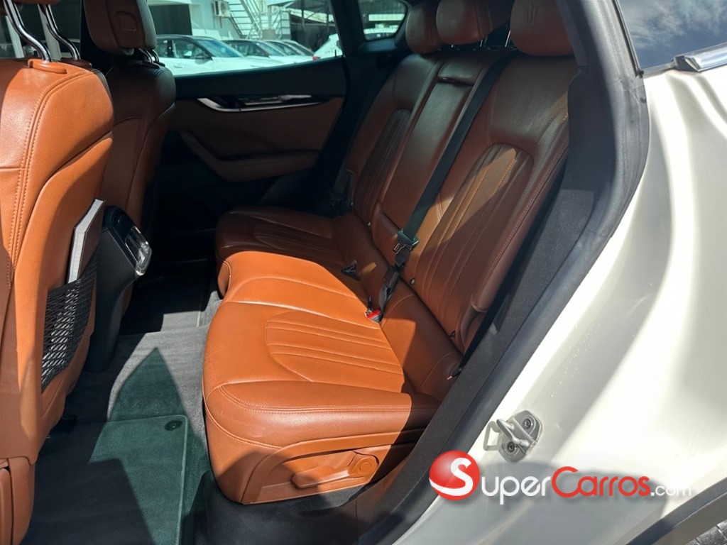2018 Maserati Levante — foto 5 / 12
