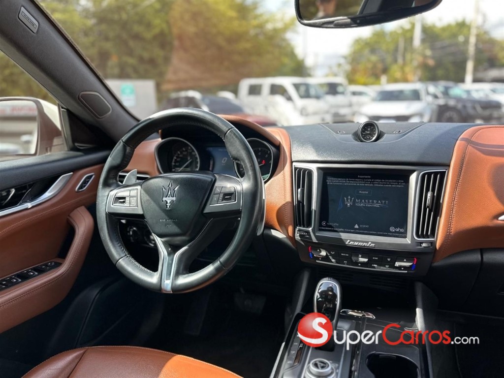 2018 Maserati Levante — foto 7 / 12