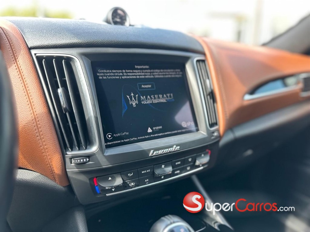 2018 Maserati Levante — foto 11 / 12