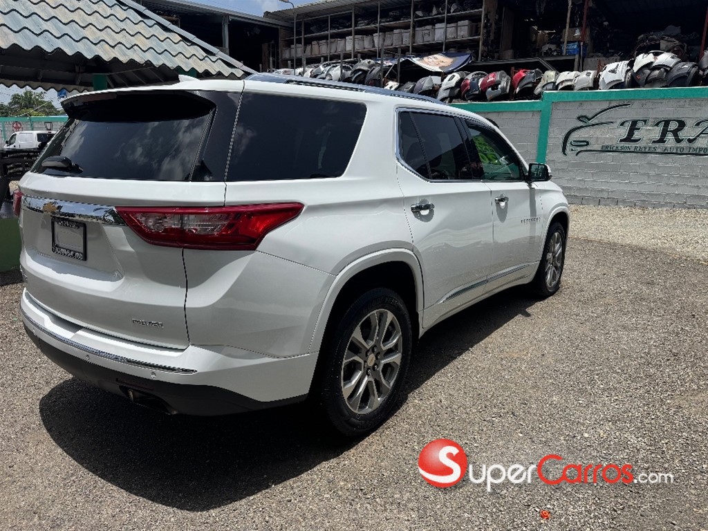 2020 Chevrolet Traverse Premier — foto 7 / 12