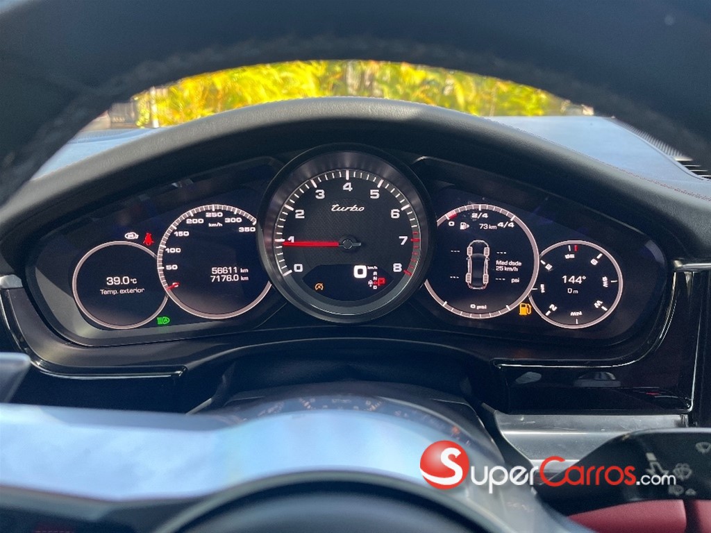 2017 Porsche Panamera Turbo — foto 5 / 8
