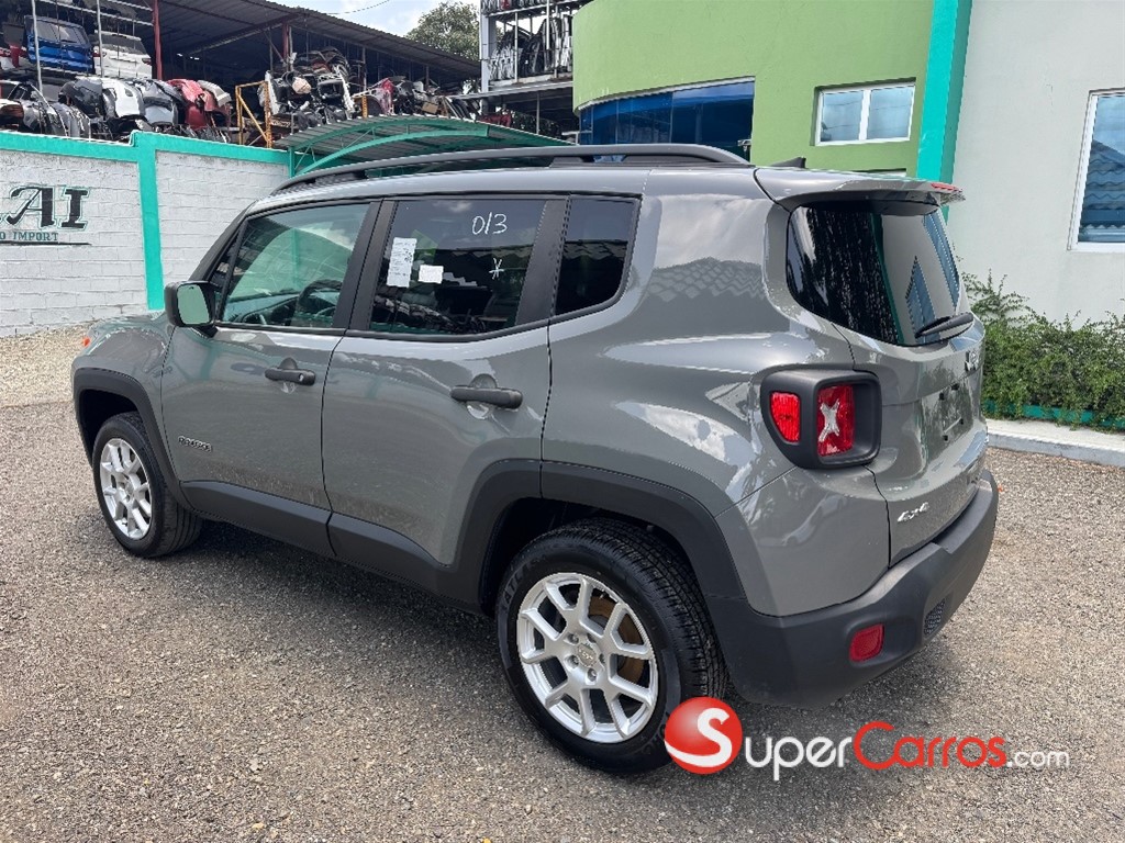 2020 Jeep Renegade Sport — foto 5 / 12