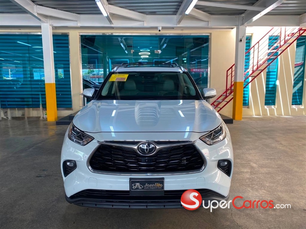 2022 Toyota Highlander Platinum — foto 2 / 12