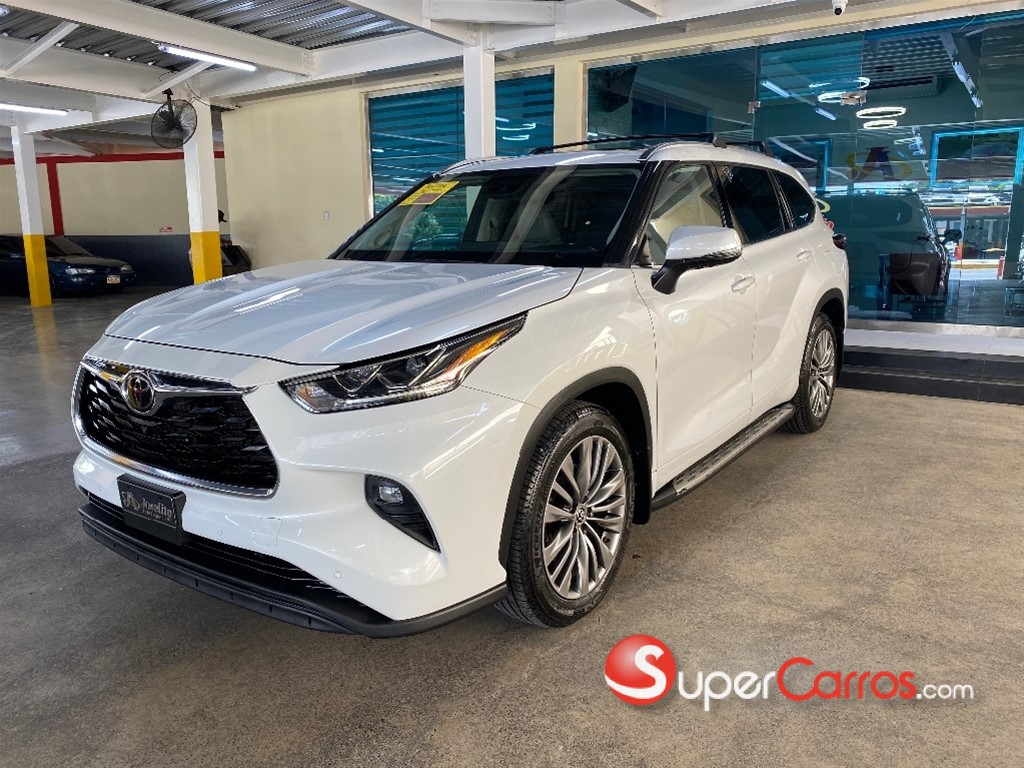 2022 Toyota Highlander Platinum — foto 3 / 12
