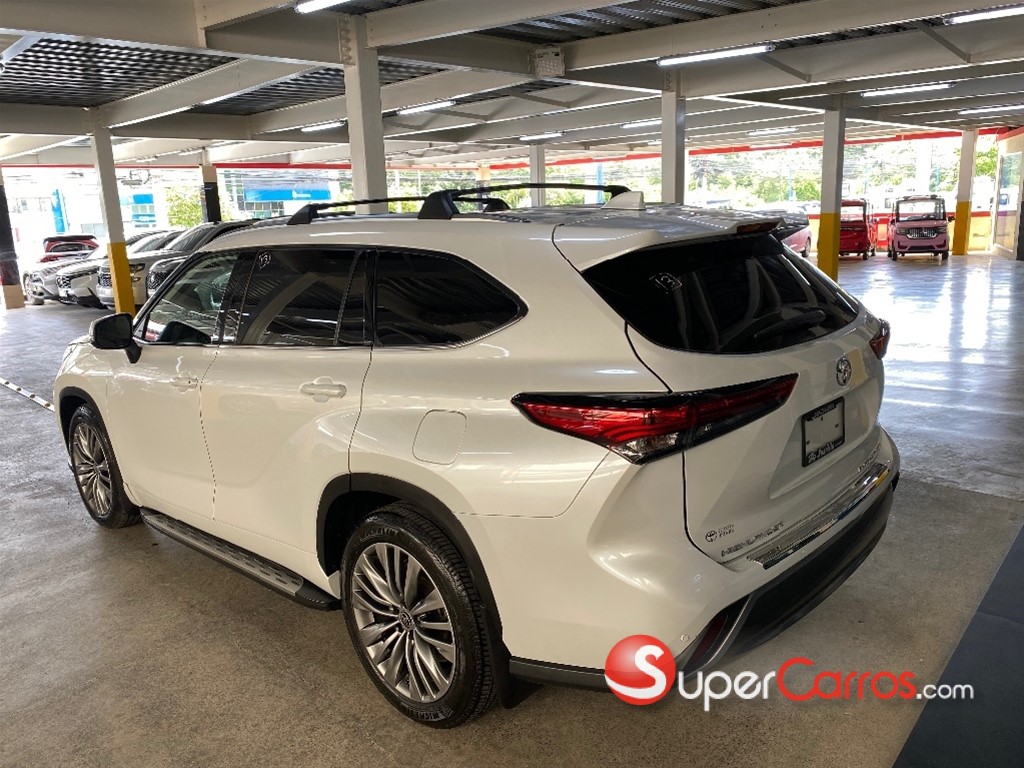 2022 Toyota Highlander Platinum — foto 4 / 12
