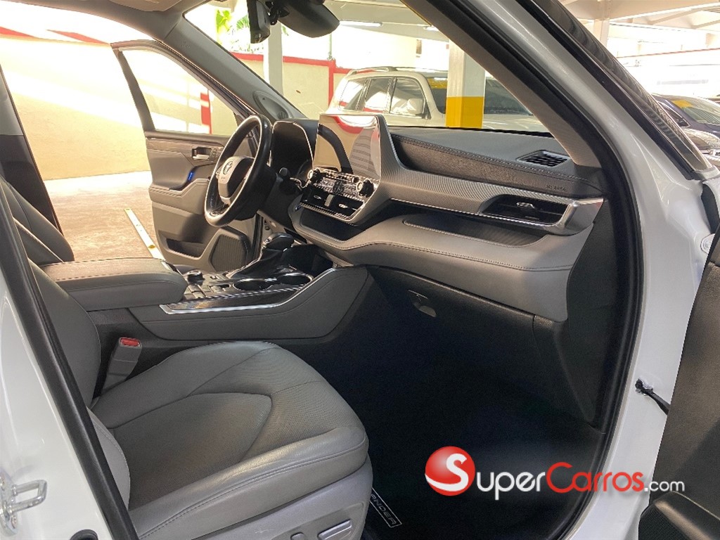 2022 Toyota Highlander Platinum — foto 11 / 12