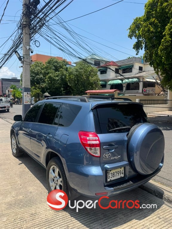 2010 Toyota RAV4 — foto 2 / 12