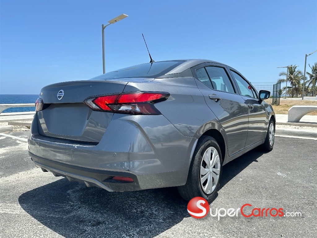 2021 Nissan Versa — foto 4 / 7