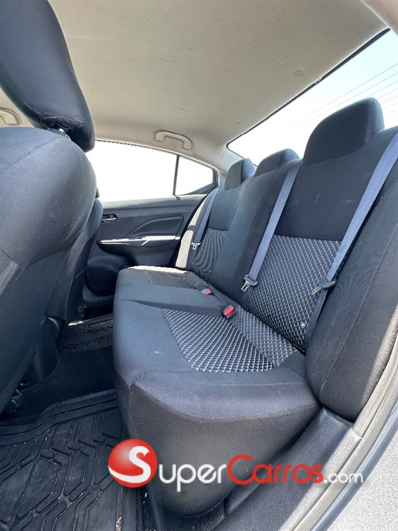 2021 Nissan Versa — foto 7 / 7