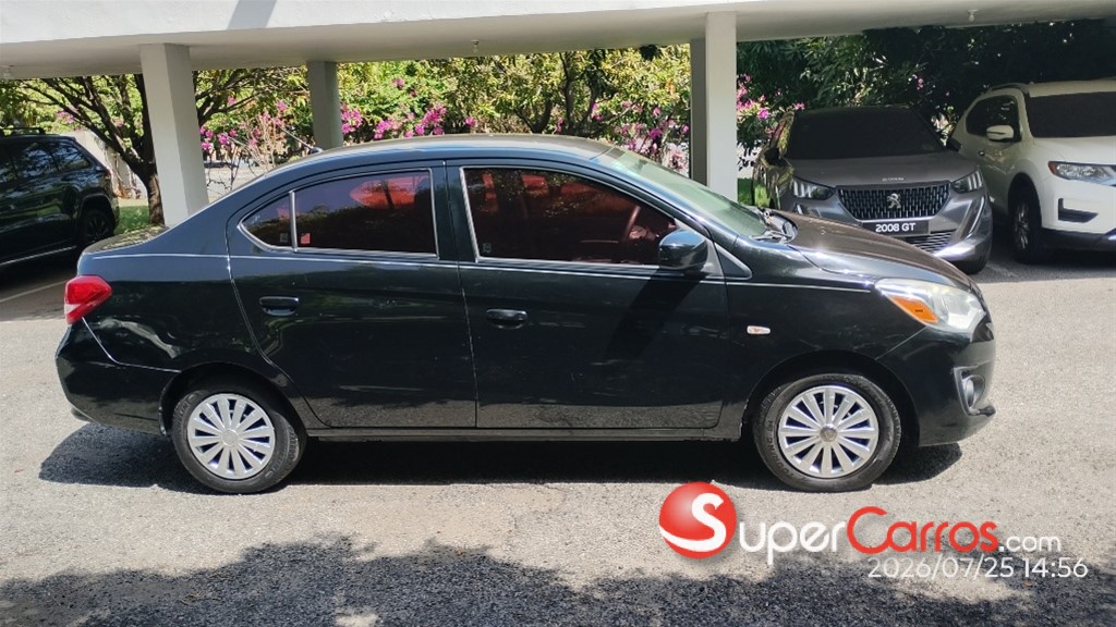2017 Mitsubishi Motors Mirage G4 — foto 4 / 12
