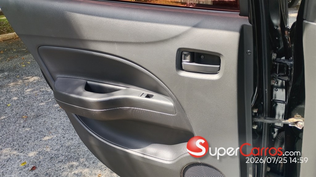 2017 Mitsubishi Motors Mirage G4 — foto 12 / 12